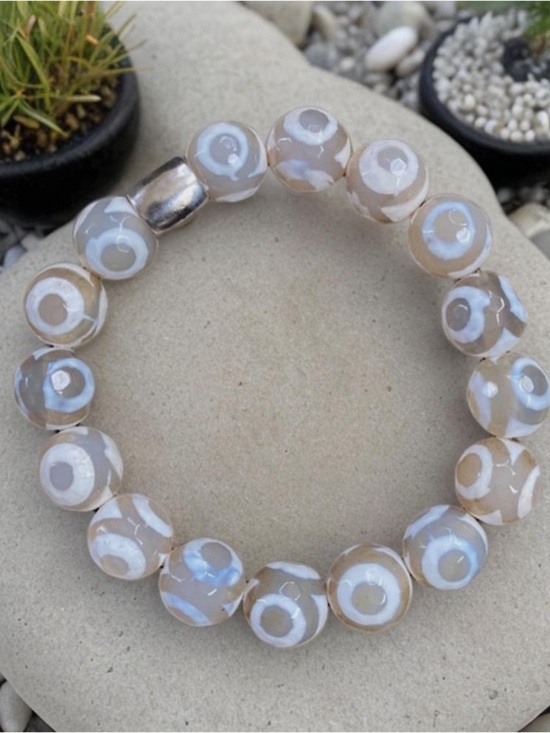 Silpada Jewelry - Silpada Elegant Cream and White “Safari” Beaded Bracelet B3007